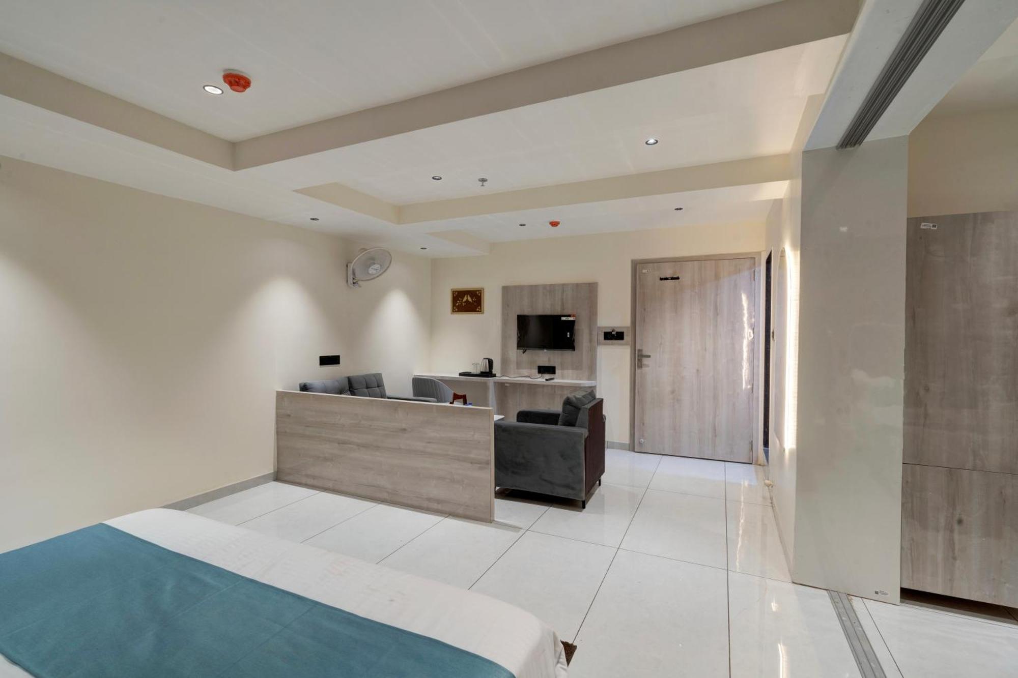 Hotel Shrimad Villa Gandhinagar Ngoại thất bức ảnh
