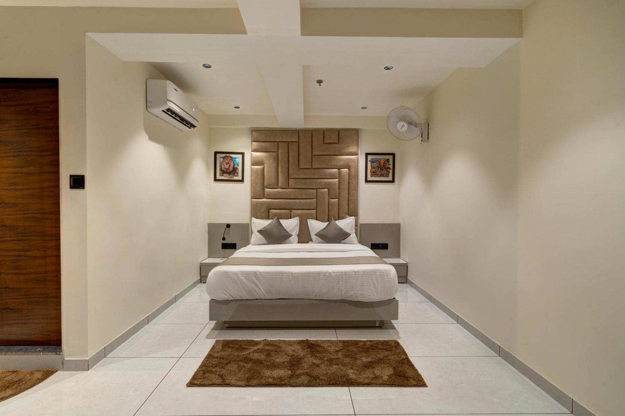 Hotel Shrimad Villa Gandhinagar Ngoại thất bức ảnh