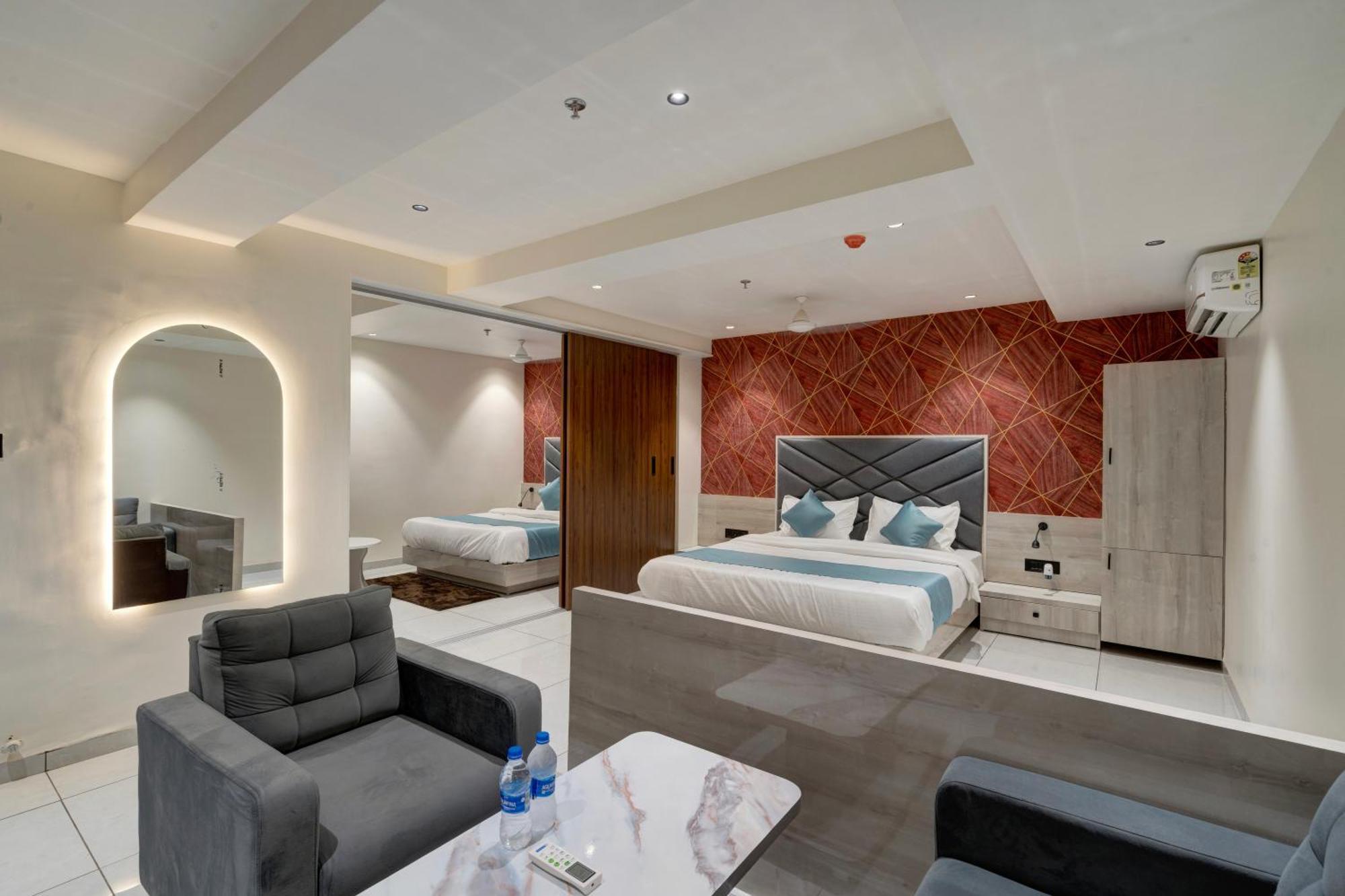 Hotel Shrimad Villa Gandhinagar Ngoại thất bức ảnh