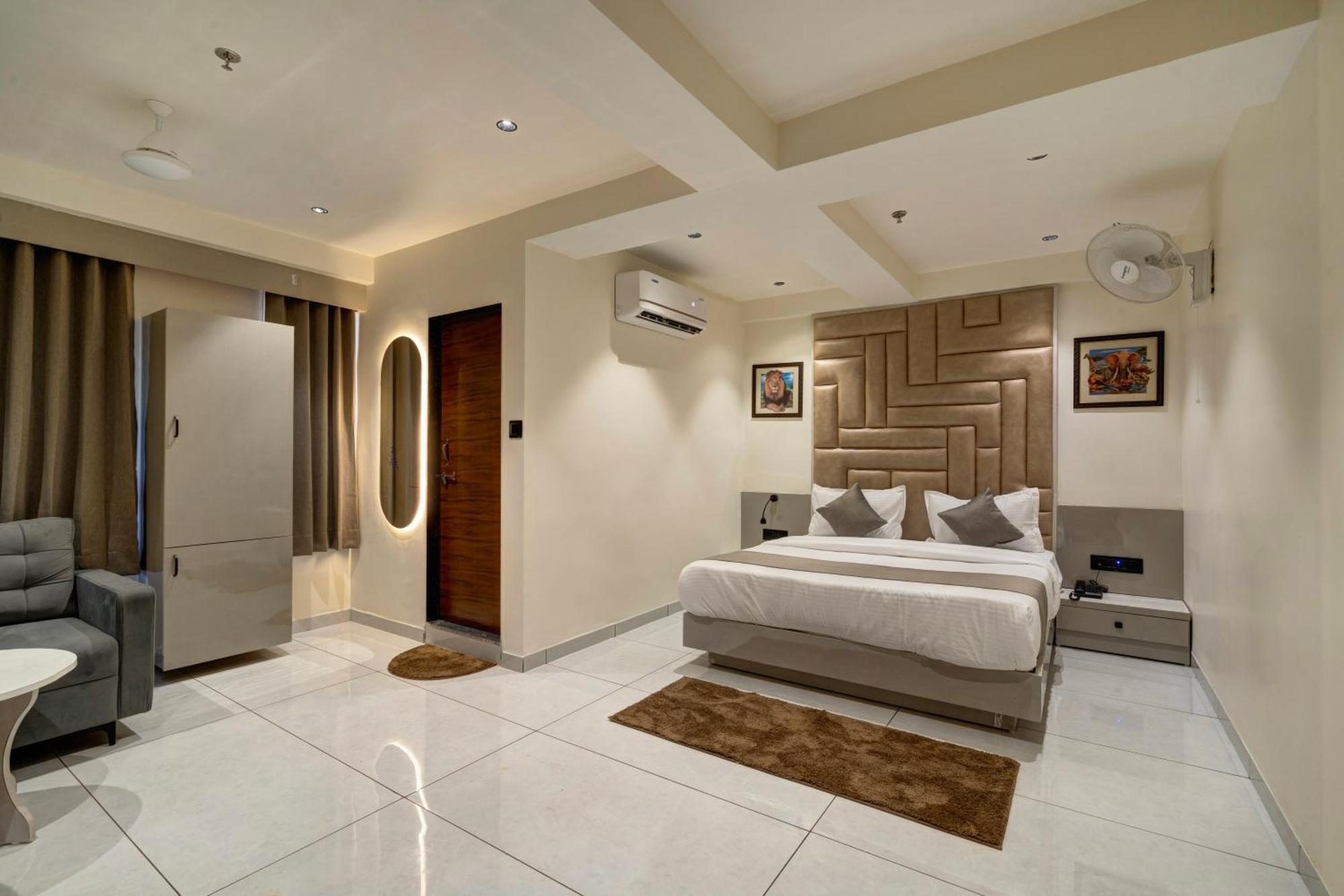 Hotel Shrimad Villa Gandhinagar Ngoại thất bức ảnh