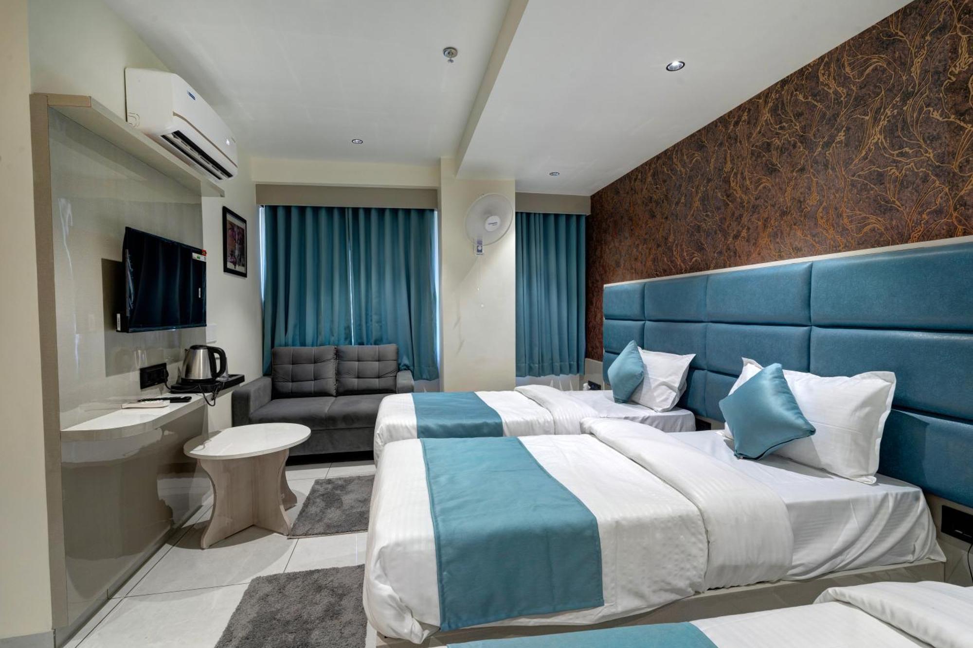 Hotel Shrimad Villa Gandhinagar Ngoại thất bức ảnh