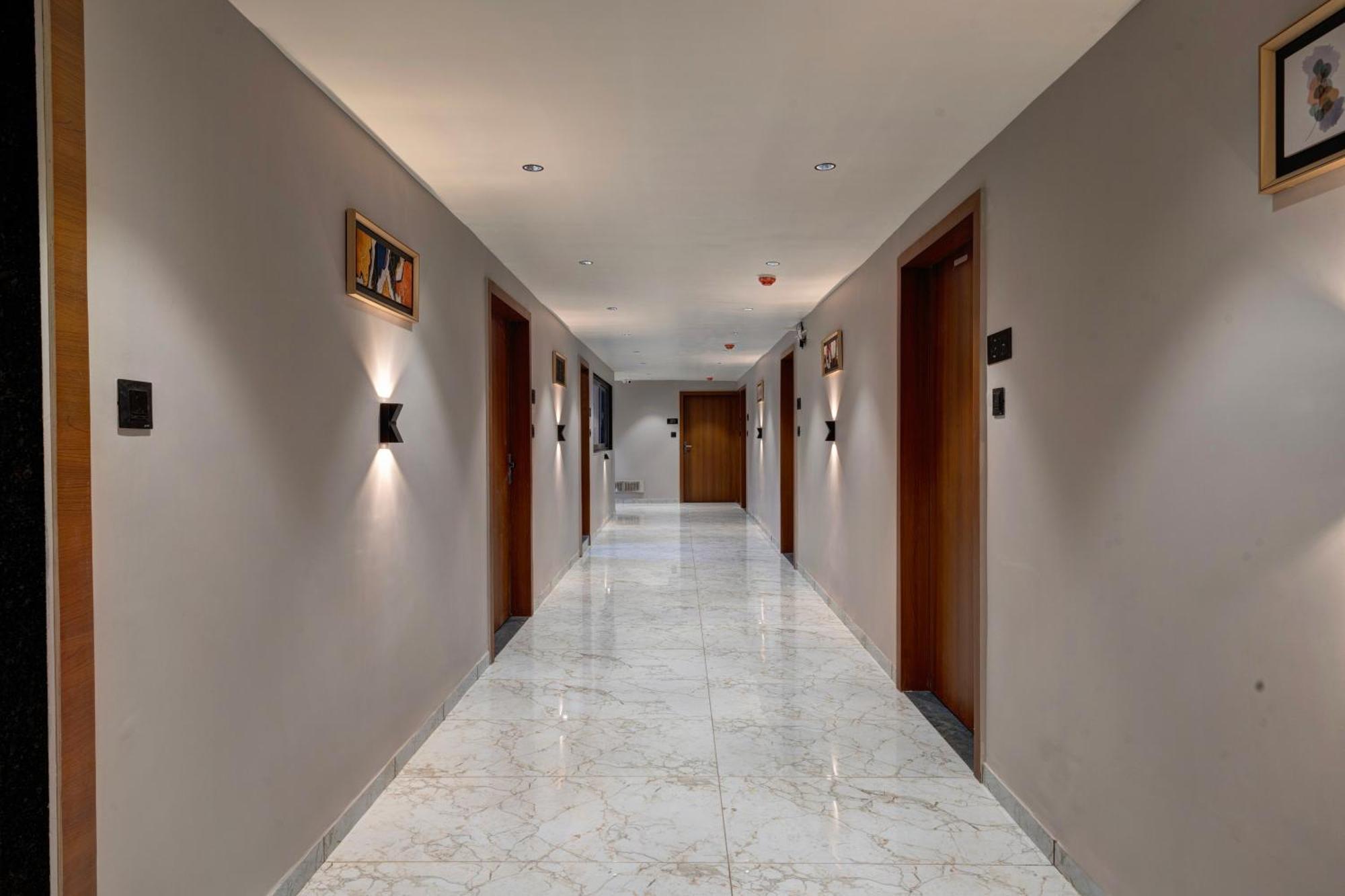 Hotel Shrimad Villa Gandhinagar Ngoại thất bức ảnh