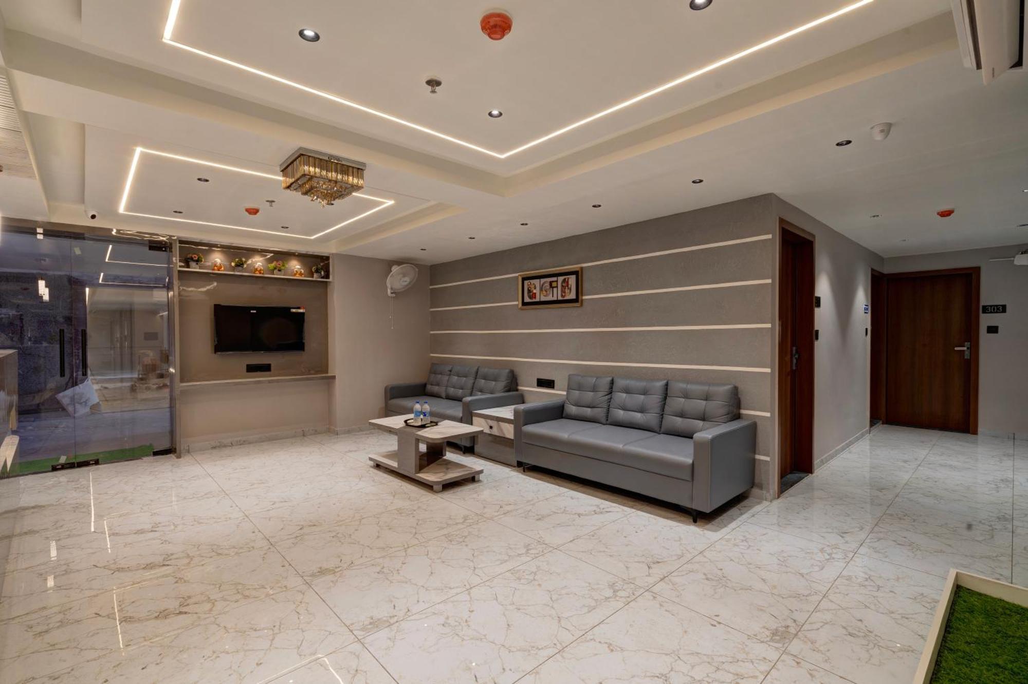 Hotel Shrimad Villa Gandhinagar Ngoại thất bức ảnh