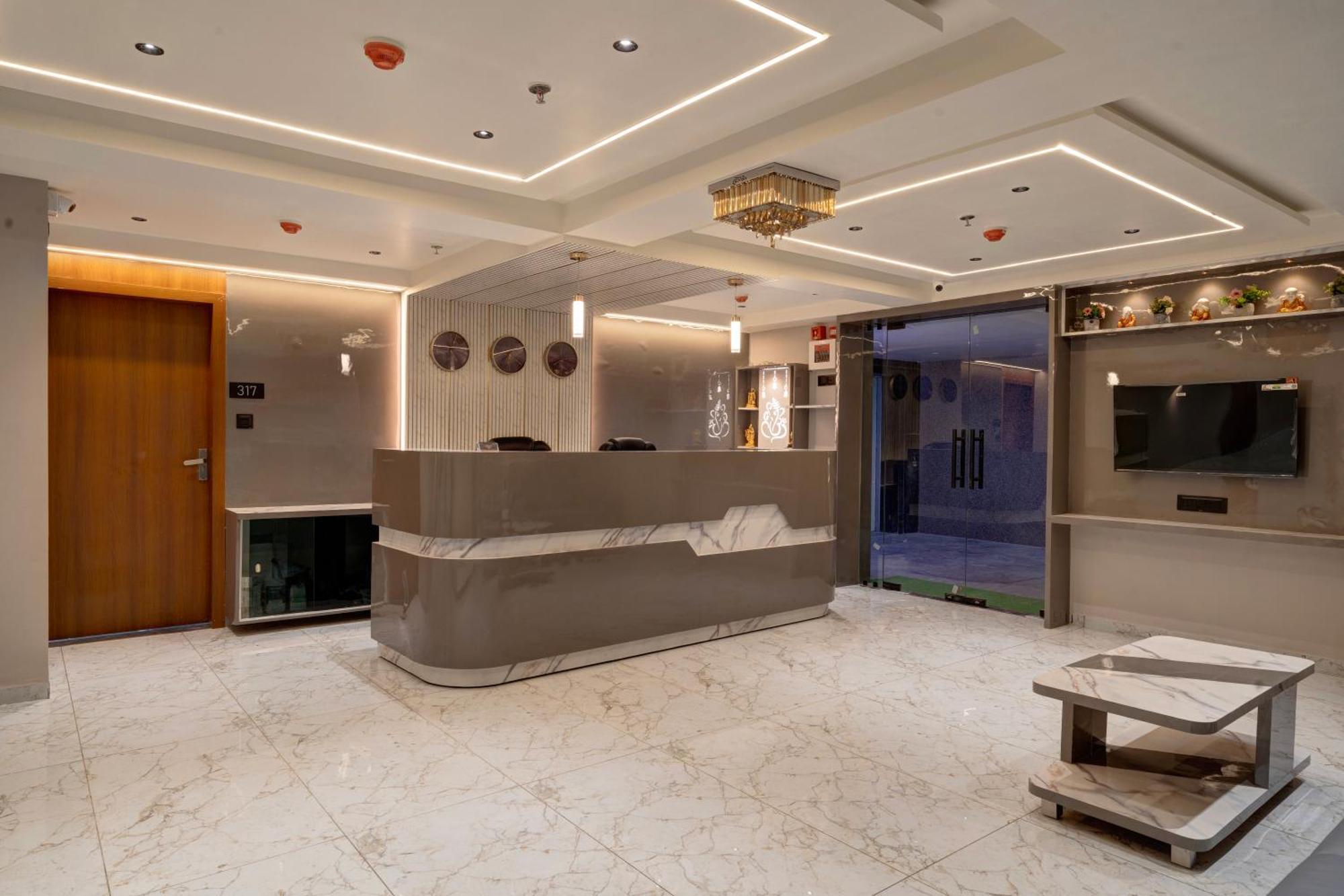 Hotel Shrimad Villa Gandhinagar Ngoại thất bức ảnh